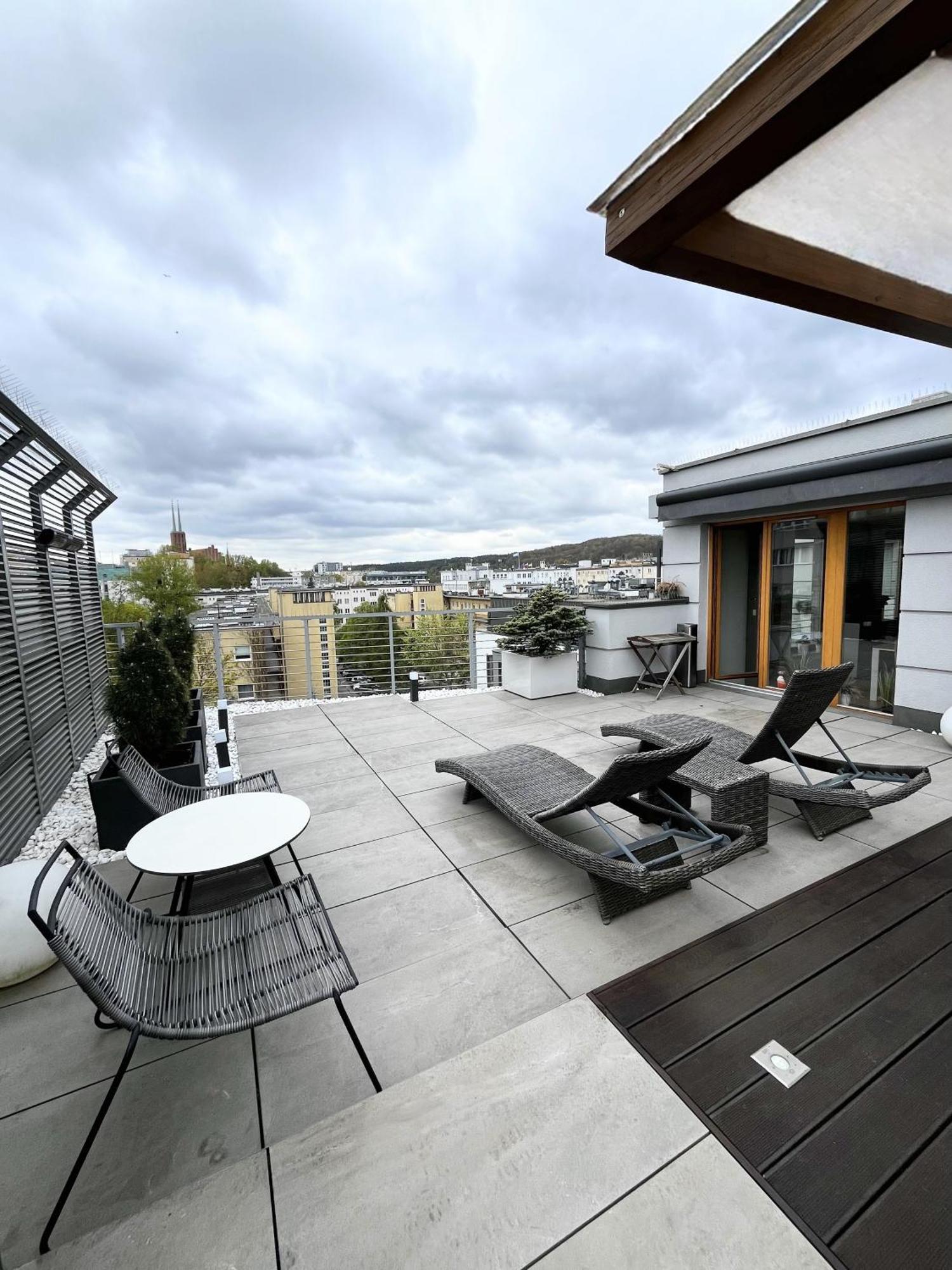Luksusowy Apartament Z Jacuzzi By Jacek Budek Apartamento Gdynia Exterior foto
